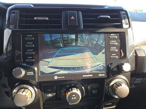 Used 2023 Toyota 4Runner TRD Off-Road image 17