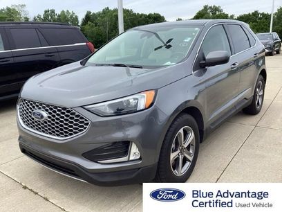 Used 2024 Ford Edge SEL w/ Convenience Package