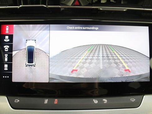 Used 2024 Jeep Wagoneer Launch Edition image 5