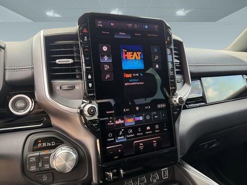 New 2026 RAM 1500 Laramie AWD/4WD image 24