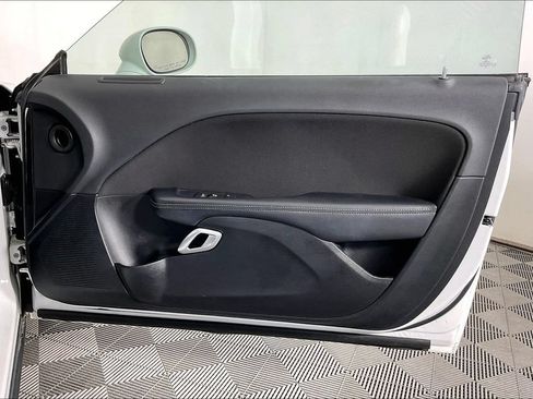 Used 2022 Dodge Challenger R/T RWD image 21