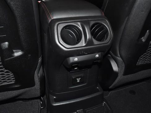 Used 2021 Jeep Wrangler Unlimited Rubicon w/ Dual Top Group image 27