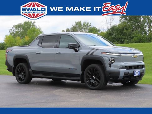 New 2026 Chevrolet Silverado EV LT w/ Plus Package image 1
