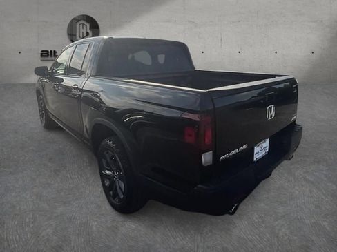 Used 2023 Honda Ridgeline Sport image 9