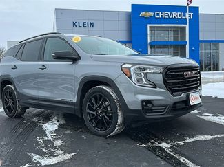 Used 2024 GMC Terrain SLT w/ Tech Package video 1