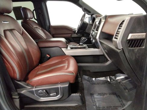 Used 2018 Ford F150 Platinum w/ Equipment Group 701A Luxury image 47