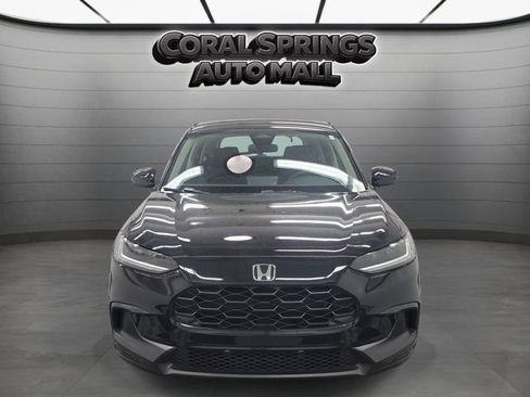 Used 2025 Honda HR-V LX image 2