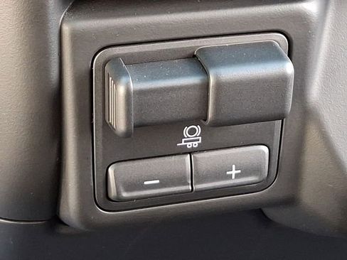 Used 2019 Chevrolet Silverado 1500 Custom Trail Boss w/ Custom Convenience Package image 26