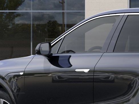 New 2026 Cadillac Lyriq Luxury AWD/4WD image 20