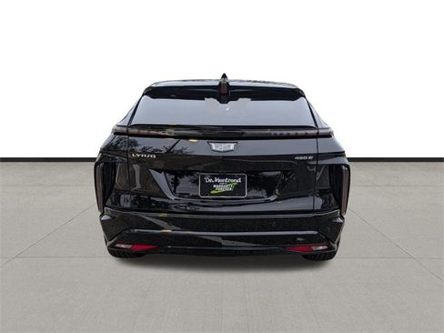 Used 2025 Cadillac Lyriq Sport image 6