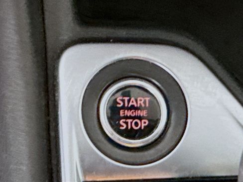 Used 2022 Nissan Sentra SV FWD image 21