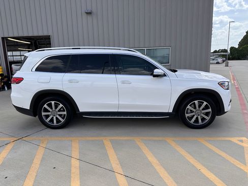 Used 2021 Mercedes-Benz GLS 450 4MATIC image 9
