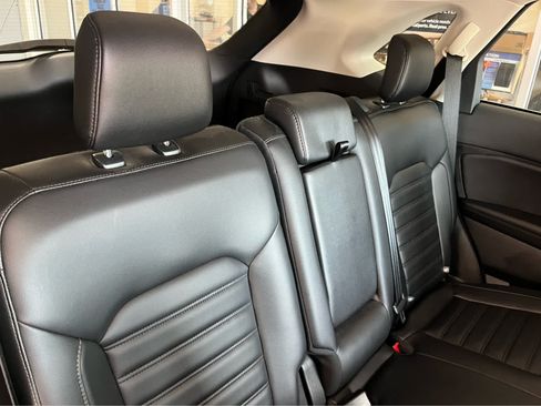 Certified 2024 Ford Edge SEL w/ Convenience Package AWD/4WD image 28