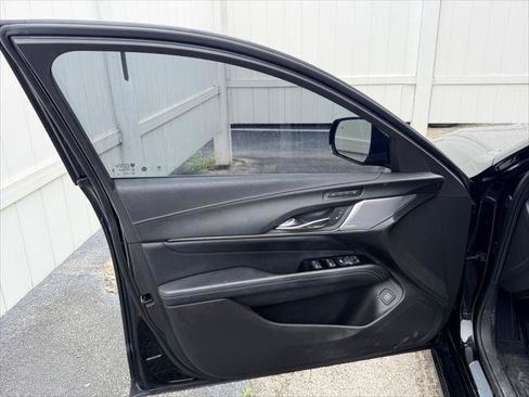 Used 2022 Cadillac CT4 Premium Luxury RWD image 24