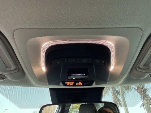 Used 2023 Toyota Corolla LE image 41