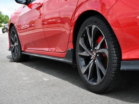 Used 2018 Honda Civic Sport image 15