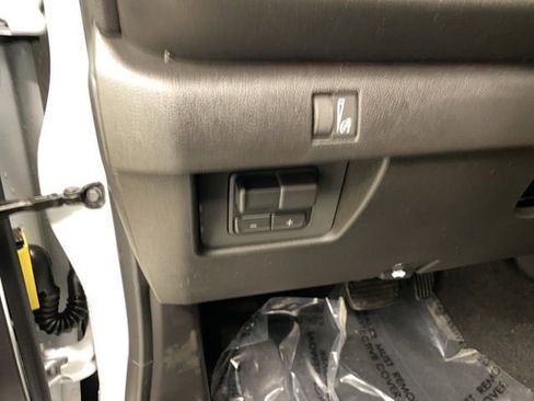 New 2026 Chevrolet Colorado W/T w/ WT Custom Package image 30