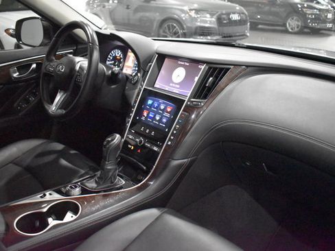 Used 2018 INFINITI Q50 Luxe RWD image 23