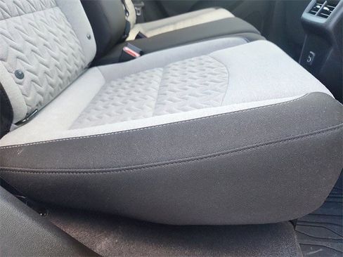 Used 2022 Chevrolet Equinox LS w/ LPO, Floor Liner Package image 29