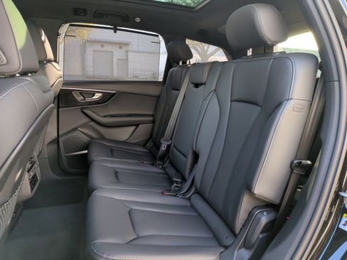 Used 2026 Audi Q7 3.0T Premium Plus image 31