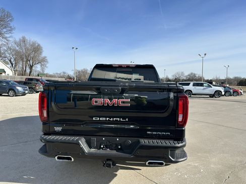 Used 2023 GMC Sierra 1500 Denali w/ Denali Reserve Package image 4