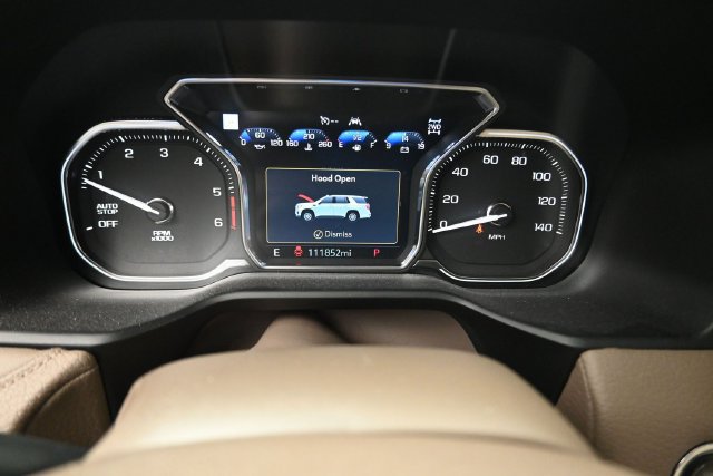 Used 2021 GMC Yukon XL Denali w/ Denali Premium Package AWD/4WD image 12
