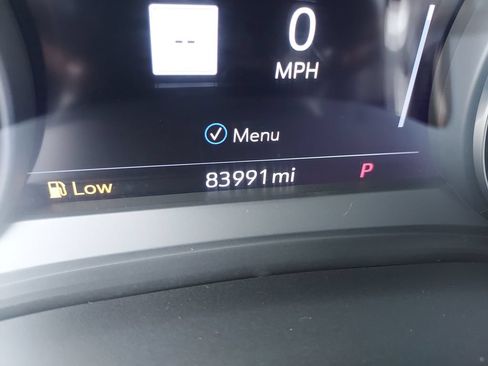 Used 2021 Cadillac XT6 Sport w/ Platinum Package AWD/4WD image 19