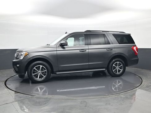 Used 2020 Ford Expedition XLT w/ Equipment Group 202A AWD/4WD image 8
