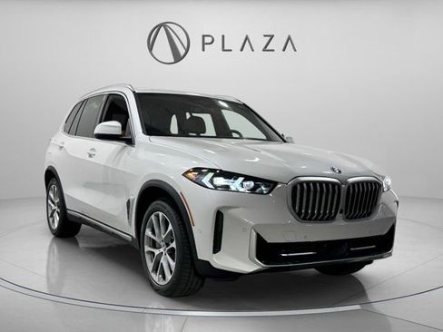 New 2026 BMW X5 xDrive50e w/ Executive Package image 7