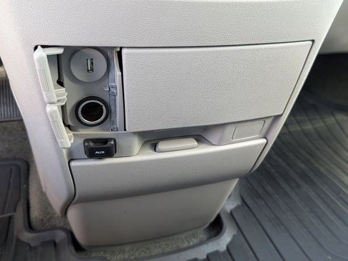 Used 2016 Honda Odyssey EX image 17