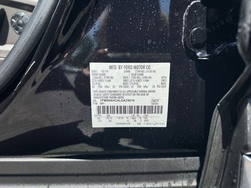 Used 2020 Ford Explorer Platinum w/ Premium Technology Package AWD/4WD image 26