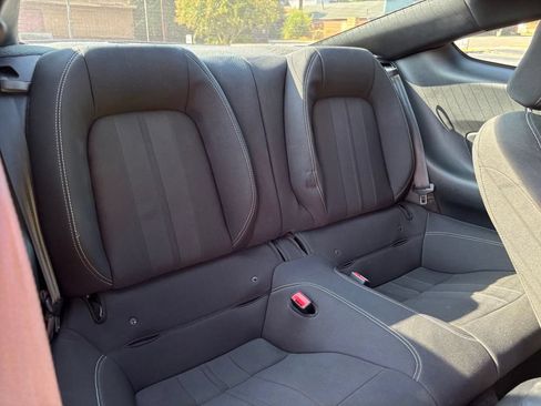 Used 2019 Ford Mustang Coupe RWD image 22
