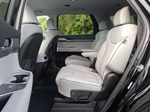 Used 2023 Hyundai Palisade SEL AWD/4WD image 10