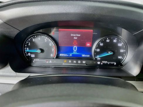 Used 2020 Ford Explorer XLT w/ Equipment Group 202A AWD/4WD image 18