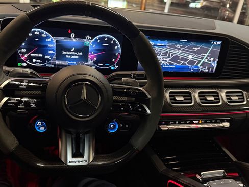 Used 2024 Mercedes-Benz GLS 63 AMG 4MATIC image 72