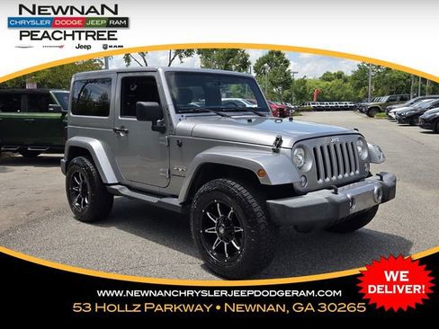 Used 2018 Jeep Wrangler Sahara w/ Connectivity Group AWD/4WD image 1