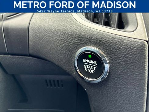 Used 2024 Ford Edge SEL AWD/4WD image 31