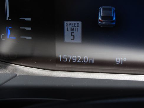 Used 2024 Ford Escape ST-Line Select w/ Tech Pack #1 AWD/4WD image 28