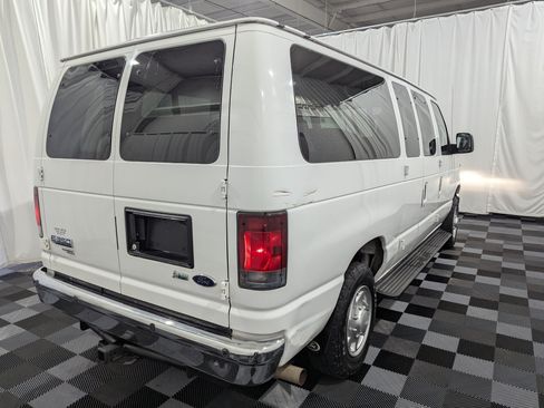 Used 2010 Ford E-350 and Econoline 350 XL RWD image 14