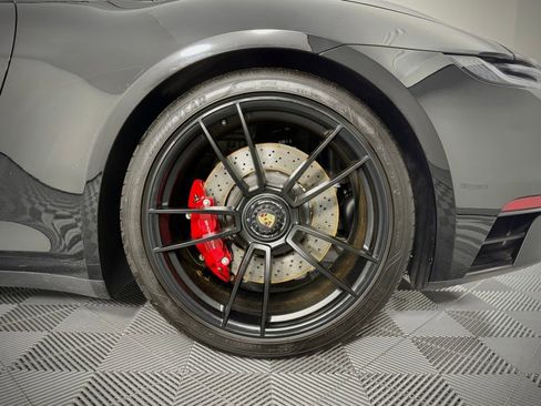Certified 2023 Porsche 911 Targa 4 GTS image 15