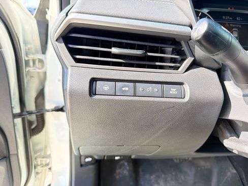 Used 2020 Nissan Altima 2.5 SV FWD image 12