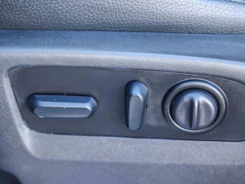 Used 2022 GMC Sierra 3500 Denali w/ Denali Ultimate Package image 31