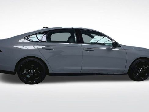 Certified 2024 Honda Accord Sport image 9