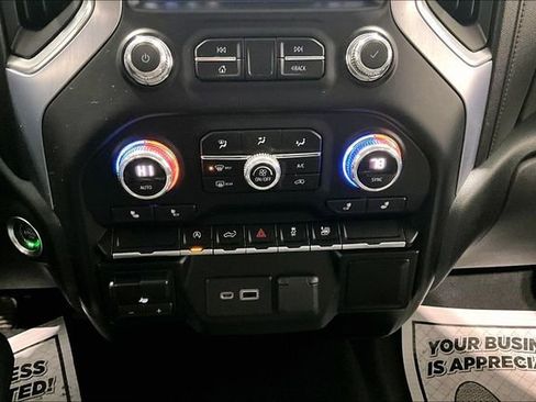 Used 2019 GMC Sierra 1500 SLE image 17