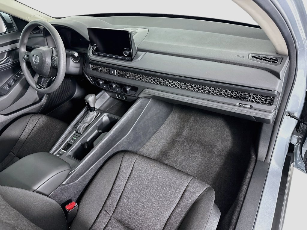 Certified 2024 Honda Accord LX image 17