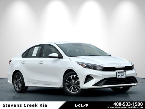Certified 2024 Kia Forte LXS image 1