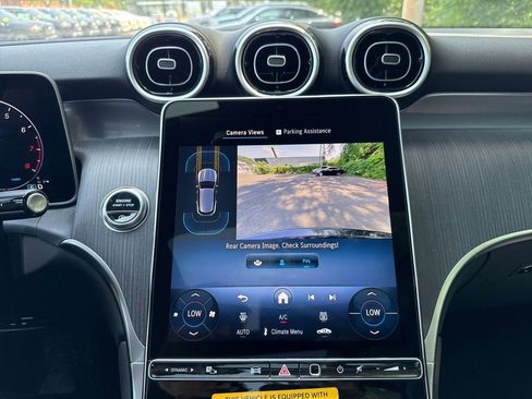 New 2025 Mercedes-Benz GLC 300 4MATIC image 34