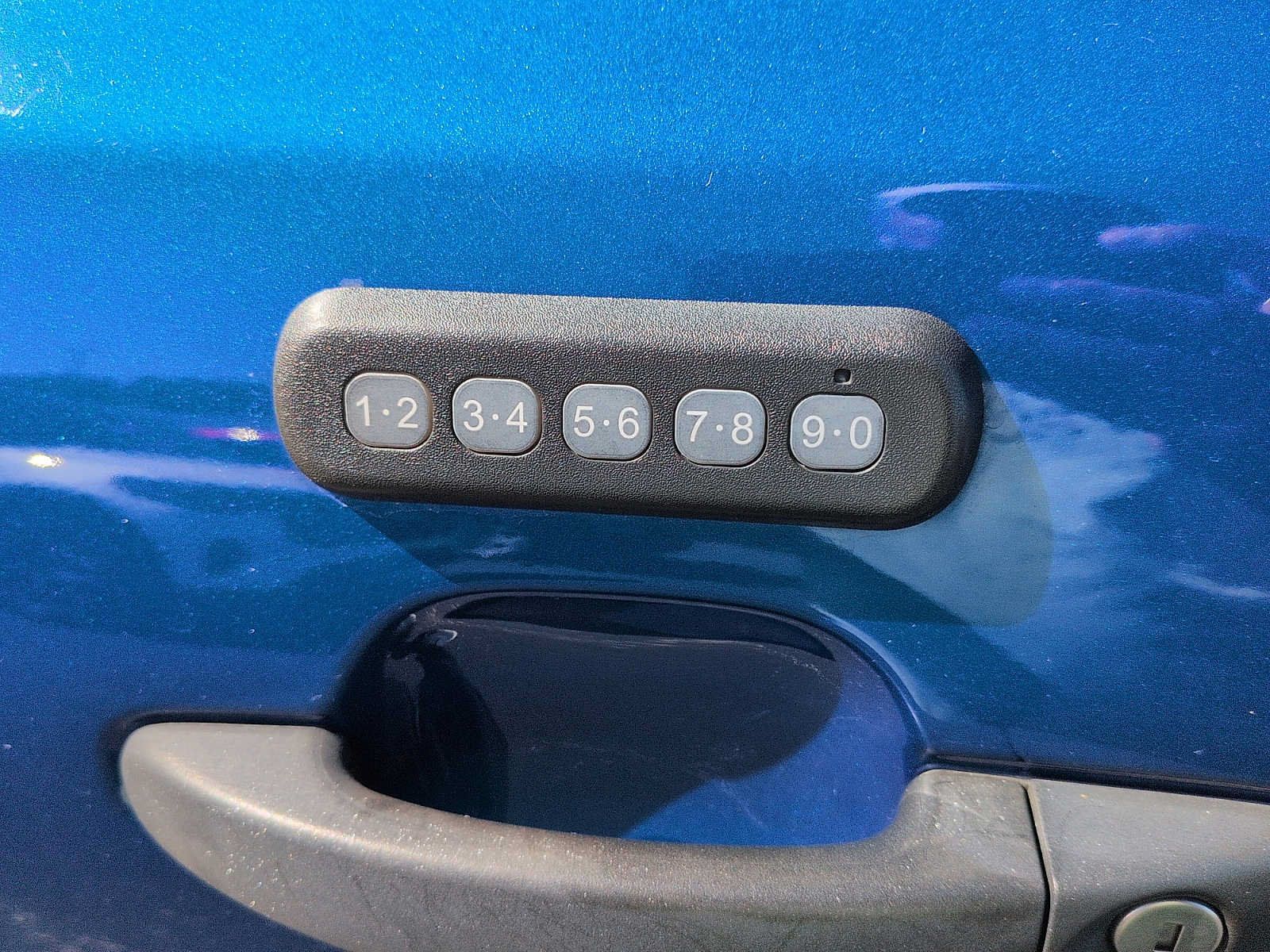 Used 2019 Ford Ranger XLT w/ Equipment Group 302A Luxury AWD/4WD image 14