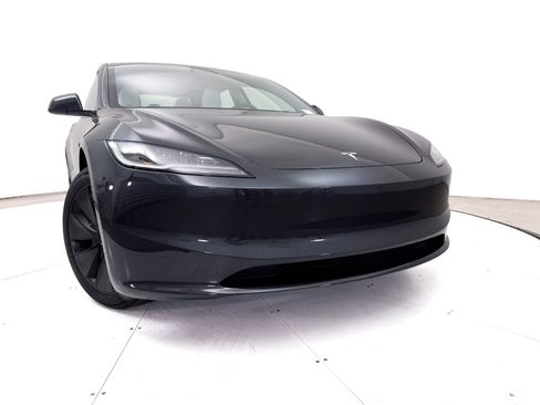 Used 2025 Tesla Model 3 Long Range RWD image 7