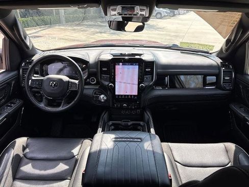 Used 2025 RAM 1500 Limited w/ Trailer Tow Group image 7